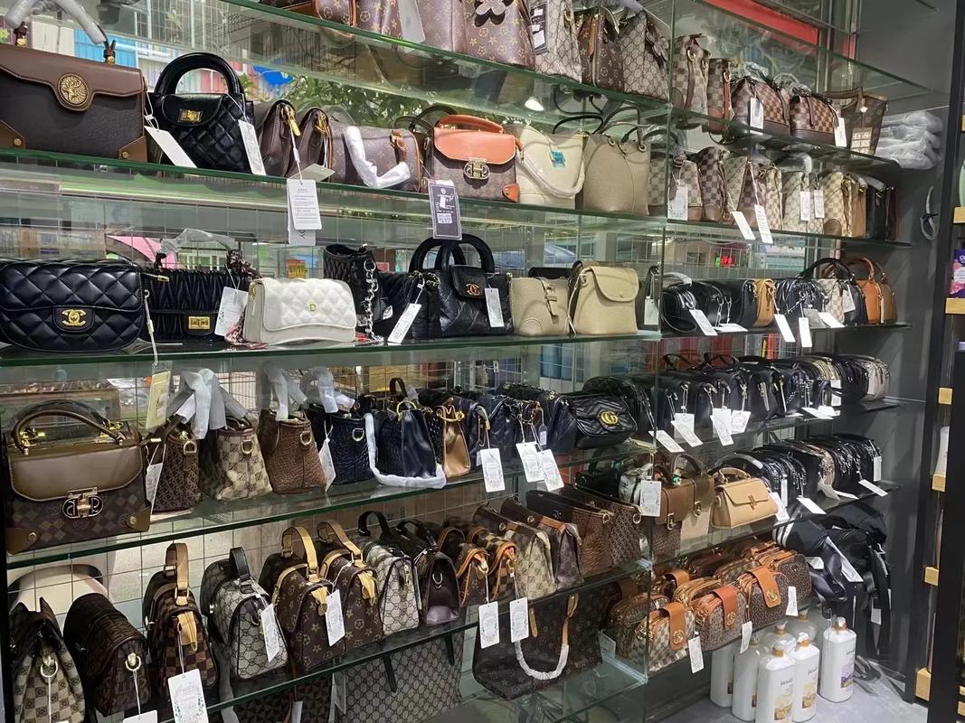 《嘉华日用品批发零售》新店开业，一站式日用百货采购新选择